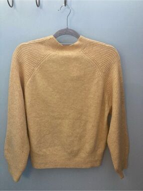 Philosophy Pale Yellow Ribbed Crew Knit Sweater